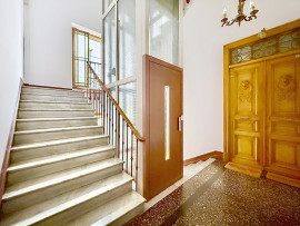 
                                                                                        Vente
                                                                                         Musiciens - L’élégance d’une Villa de la Renaissance Italienne au cœur de la ville