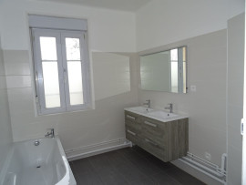 
                                                                                        Location
                                                                                         NANCY, Appartement F 5