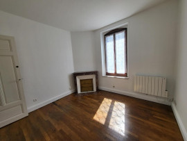 
                                                                                        Location
                                                                                         NANCY, Faculté des Lettres, STUDIO