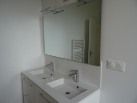 
                                                                                        Location
                                                                                         NANCY, proche Fac des Lettres, Chambre