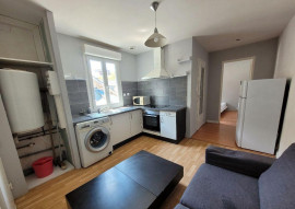 
                                                                                        Location
                                                                                         Nantes 50 otages 2 pièces meublé à louer