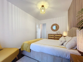 Location
New renovated apartment just 1 min from train station RER Val D’Europe , free parking underground (loyer tout inclus)