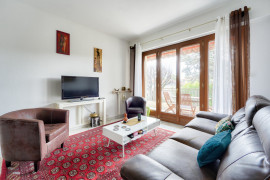 Vente
Nice - Au calme d'une rue paisible dans le quartier Cimiez Flirey
