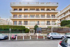 Vente
Nice - Au calme d'une rue paisible dans le quartier Cimiez Flirey