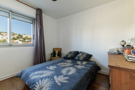 
                                                                                        Location
                                                                                         NICE / CARRAS - Appartement 3 pièces MEUBLE avec vue mer