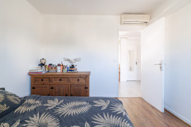 
                                                                                        Location
                                                                                         NICE / CARRAS - Appartement 3 pièces MEUBLE avec vue mer