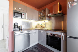 
                                                                                        Location
                                                                                         NICE / CARRAS - Appartement 3 pièces MEUBLE avec vue mer