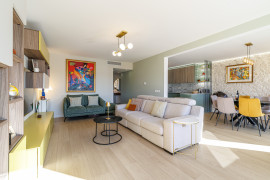 
                                                                                        Vente
                                                                                         Nice - Carré d’or - Magnifique 3 pièces de 108 m² en dernier étage avec grande terrasse