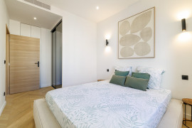 
                                                                                        Vente
                                                                                         Nice - Carré d'Or - Grand 4 pièces traversant de 120m2 entièrement rénové