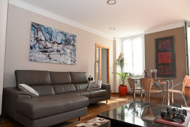 
                                                                                        Vente
                                                                                         Nice Cassini - Beau 3 pièces 79m2 lumineux avec balcon aperçu Port