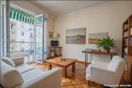 
                                                                                        Vente
                                                                                         Nice - Centre Ville : Appartement 3 pièces