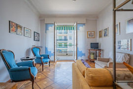 
                                                                                        Vente
                                                                                         Nice - Centre Ville : Appartement 3 pièces
