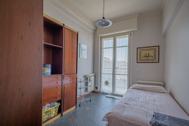 
                                                                                        Vente
                                                                                         Nice - Centre Ville : Appartement 3 pièces