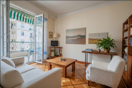 
                                                                                        Vente
                                                                                         Nice - Centre Ville : Appartement 3 pièces
