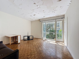 Vente
Nice Cimiez - 3 pièces familial à rénover