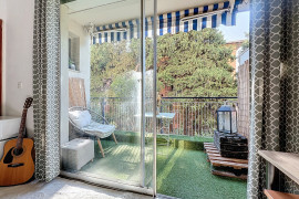 
                                                                                        Vente
                                                                                         Nice Cimiez Cemenelum - Beau studio 26 m2 balcon