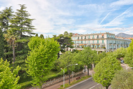 
                                                                                        Vente
                                                                                         Nice Cimiez - Magnifique 3 pièces rénové dans résidence de standing
