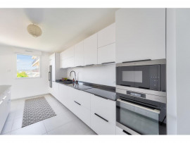 Vente
Nice Cimiez - Rare - Toit-terrasse avec espace de vie de 152 m2 et ses deux immenses terrasses