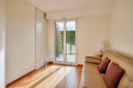 
                                                                                        Vente
                                                                                         Nice Cimiez - Superbe 4 pièces en rez de jardin