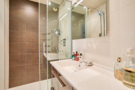 
                                                                                        Vente
                                                                                         Nice Cimiez - Superbe 4 pièces en rez de jardin