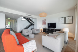 
                                                                                        Vente
                                                                                         NICE - Gairaut  - Magnifique Duplex de 171 m² au sein d’un domaine fermé haut de gamme