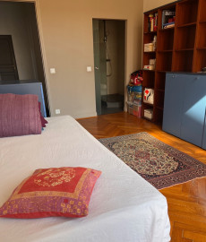 
                                                                                        Vente
                                                                                         Nice Gioffredo - Magnifique appartement bourgeois de 6 pièces au coeur des commerces de la Place Massena et proche de la mer