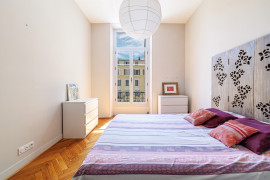 
                                                                                        Vente
                                                                                         Nice Gioffredo - Magnifique appartement bourgeois de 6 pièces au coeur des commerces de la Place Massena et proche de la mer