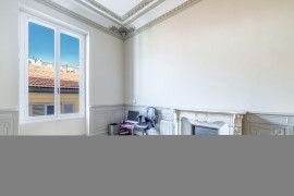 
                                                                                        Vente
                                                                                         Nice Gioffredo - Magnifique appartement bourgeois de 6 pièces au coeur des commerces de la Place Massena et proche de la mer