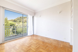 
                                                                                        Vente
                                                                                         NICE – Le Vinaigrier - 142 m² en dernier étage avec terrasses et vue panoramique d’exception