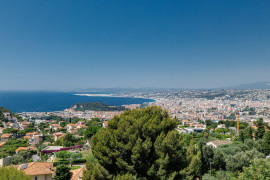 
                                                                                        Vente
                                                                                         NICE – Le Vinaigrier - 142 m² en dernier étage avec terrasses et vue panoramique d’exception