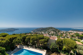 
                                                                                        Vente
                                                                                         NICE – Le Vinaigrier - 142 m² en dernier étage avec terrasses et vue panoramique d’exception