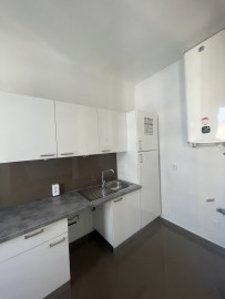 
                                                                                        Location
                                                                                         NICE / LIBERATION - Appartement 3 pièces MEUBLE en avant dernier étage