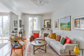 Vente
Nice Musiciens : Appartement de charme en dernier étage dans Palais bourgeois