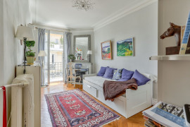 Vente
Nice Musiciens : Appartement de charme en dernier étage dans Palais bourgeois