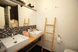 
                                                                                        Vente
                                                                                         Nice Ouest Lanterne 4 pièces rénové au calme avec piscine et terrasse