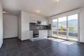 
                                                                                        Vente
                                                                                         NICE / PASTEUR - Studio en dernier étage avec terrasse
