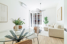 Vente
Nice - Promenade des Anglais - Magnifique 3 pièces de 59 m² avec terrasse et vue mer