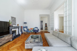 
                                                                                        Vente
                                                                                         Nice quartier Wilson - Beau 4/5 pièces de 145 m² dans magnifique immeuble bourgeois