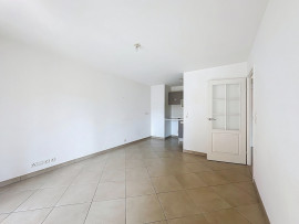 Vente
Nice Riquier – Spacieux 2 pièces de 39 m2 disposant d’une belle terrasse exposée Sud