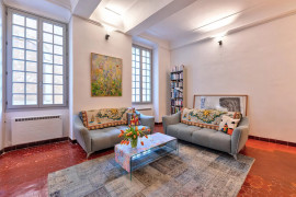 Vente
NICE - Vieille Ville : Élégant appartement 3 pièces de 109m² dan