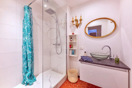 Vente
NICE - Vieille Ville : Élégant appartement 3 pièces de 109m² dan