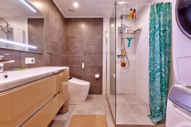 Vente
NICE - Vieille Ville : Élégant appartement 3 pièces de 109m² dan