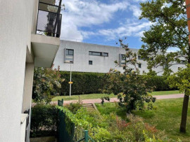 
                                                                                        Location
                                                                                         Nid douillet meublé à  3mn du M Créteil Pointe lac