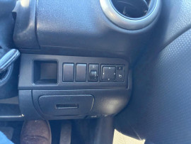 
                                                                                        Voiture
                                                                                         Nissan Note 1.4 16v SE 5dr