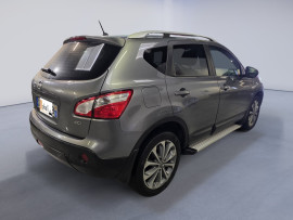 
                                                                                        Voiture
                                                                                         Nissan Qashqai