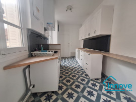 
                                                                                        Vente
                                                                                         Notre-Dame : Appartement atypique avec 6 chambres et extérieur.