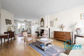 Vente
Nouvelle France : Belle maison familiale avec 5 chambres/1 burea