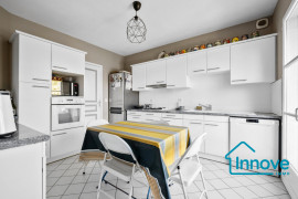 Vente
Nouvelle France : Belle maison familiale avec 5 chambres/1 burea