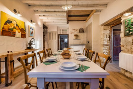 
                                                                                        Vente
                                                                                         OCCITANIE DOMAINE MARIAGES EVENEMENTIEL 2,8 HA