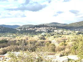 
                                                                                        Vente
                                                                                         OFFRES EXCLUSIVES sur ce T3 de 65 m² avec terrasse et vue dégagée sur Grimaud à Cogolin